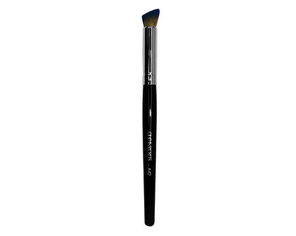 A42- Angled Concealer Brush Cinema Secrets