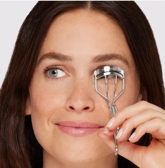 Classic Lash Curler Tweezerman