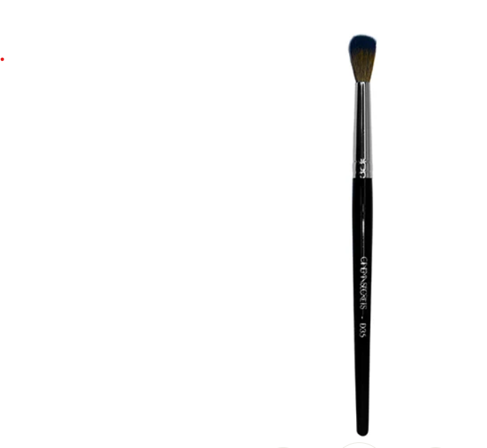D35- Domed Crease Eyeshadow Brush Cinema Secrets